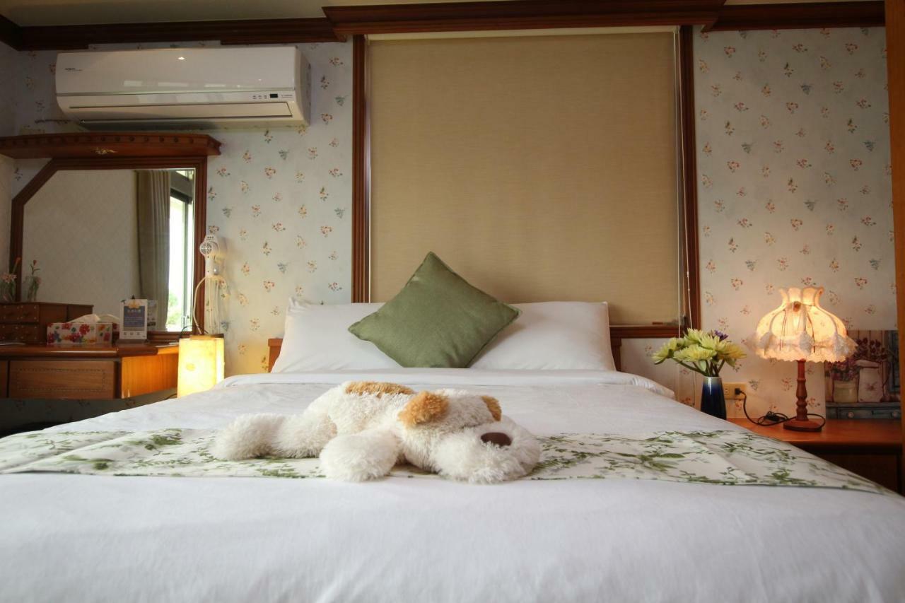 Yilan Pine Villa Homestay Luodong Exterior photo